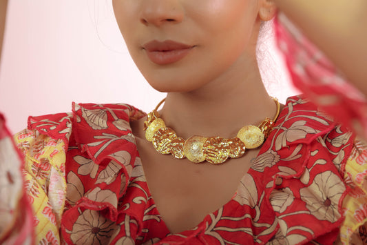 VIRASAT CHOKER NECKLACE