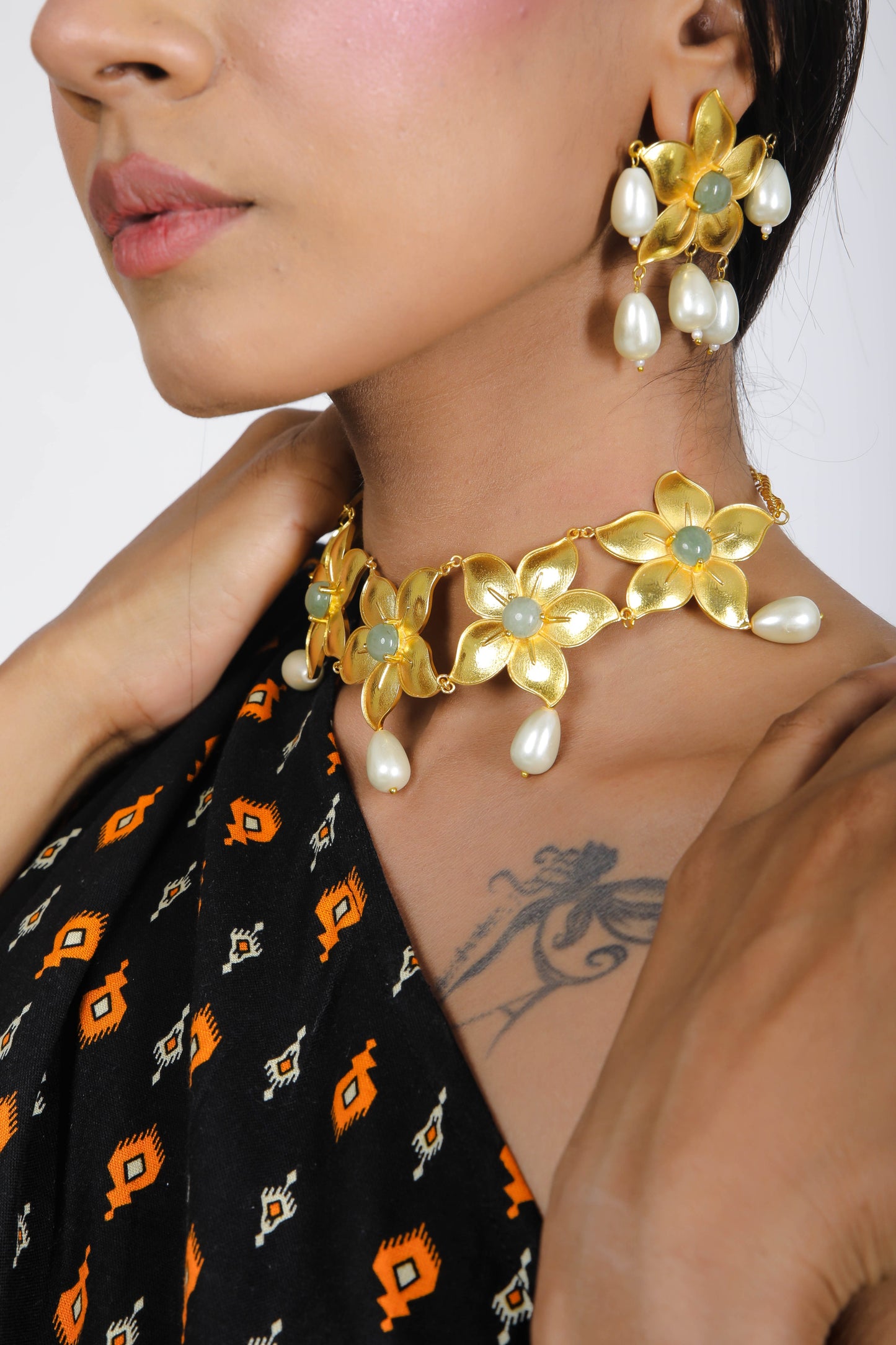 Pushpah Necklace